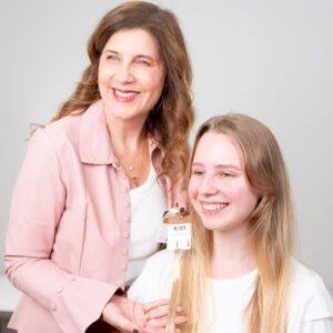 Service Protocol for Hairdressers in Personal Color Analysis